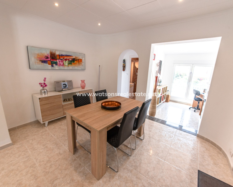Revente - Vrijstaande Villa - Urb. La Marina