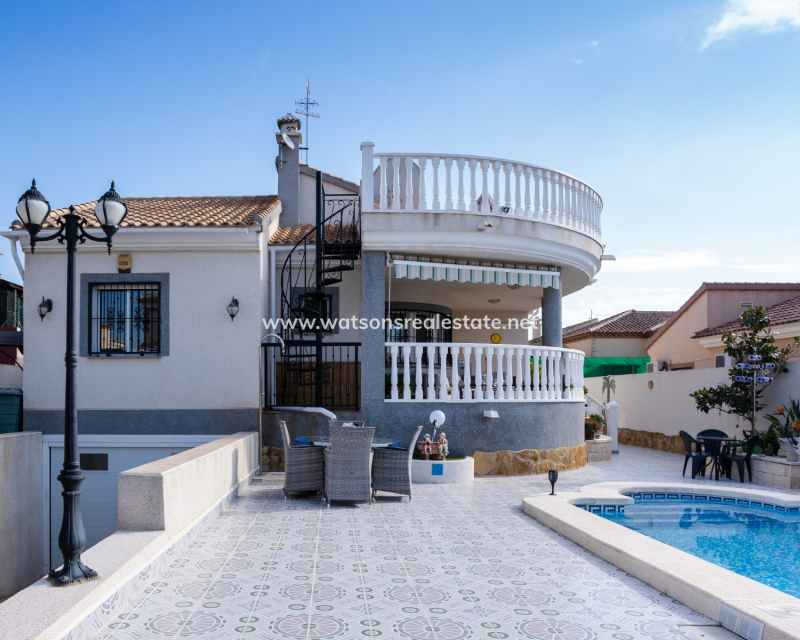 Revente - Vrijstaande Villa - Urb. La Marina