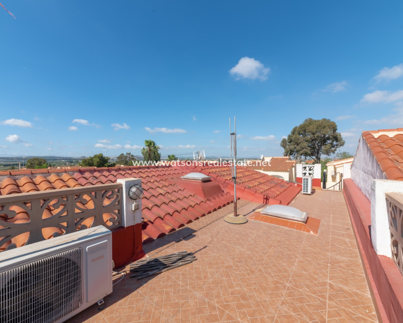 Revente - Vrijstaande Villa - Urb. La Marina