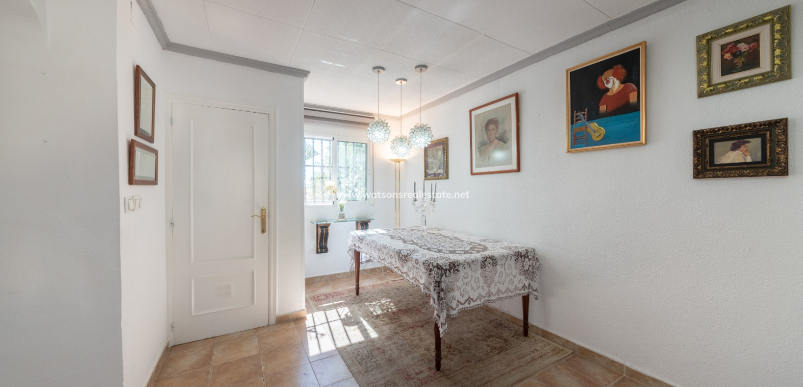 Revente - Vrijstaande Villa - Urb. La Marina