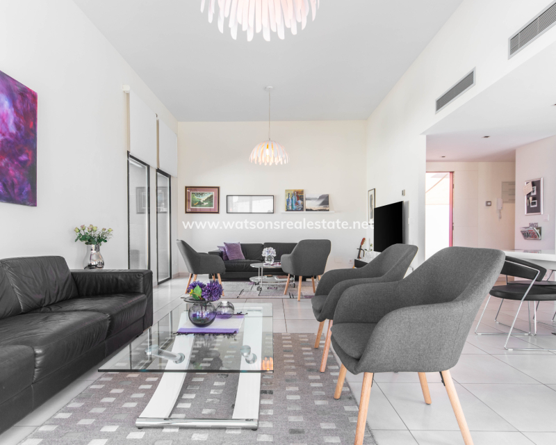 Revente - Vrijstaande Villa - Urb. La Marina