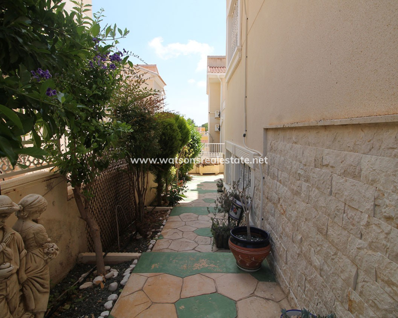 Revente - Vrijstaande Villa - Urb. La Marina