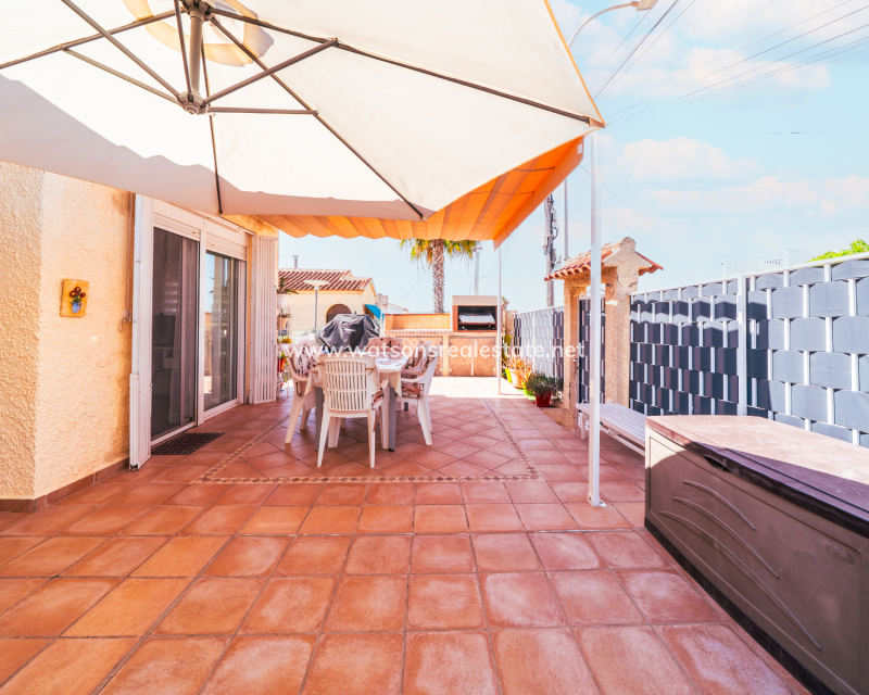 Revente - Vrijstaande Villa - Urb. La Marina