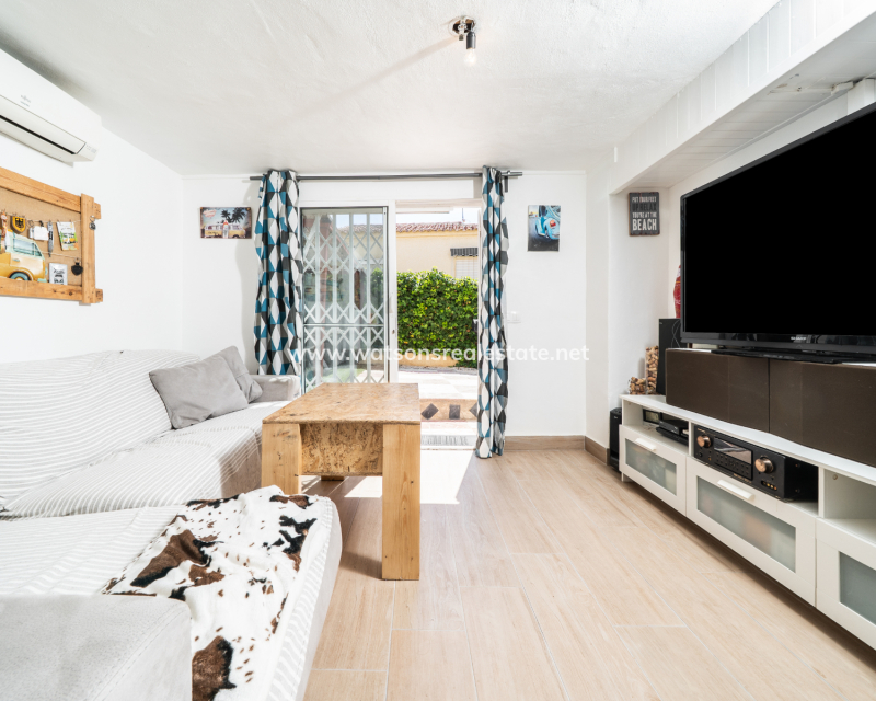 Revente - Vrijstaande Villa - Urb. La Marina