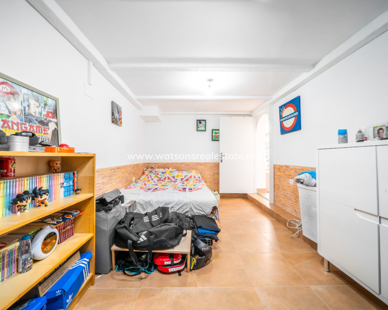 Revente - Vrijstaande Villa - Urb. La Marina