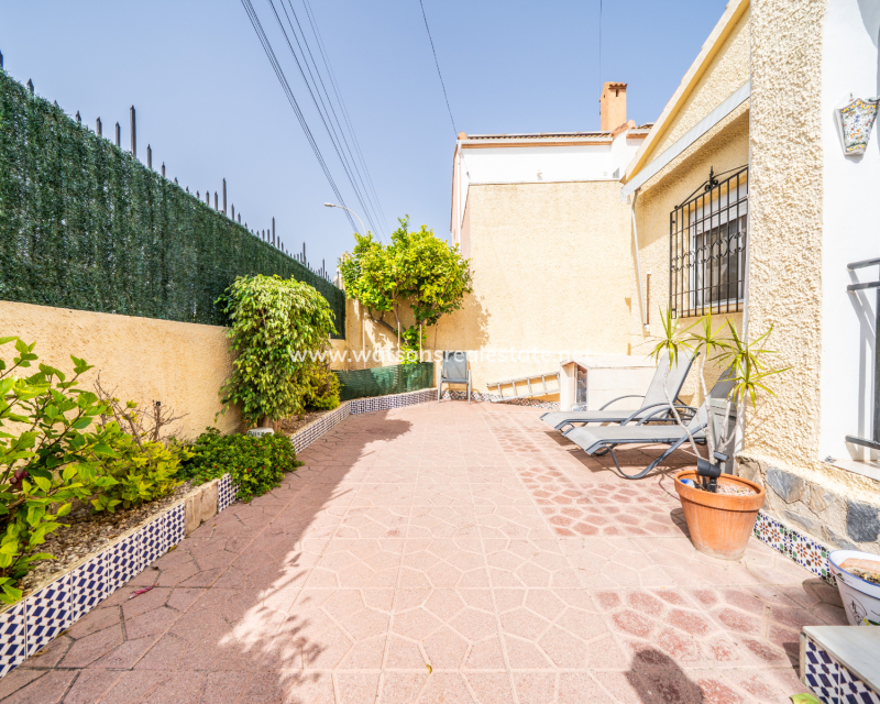 Revente - Vrijstaande Villa - Urb. La Marina