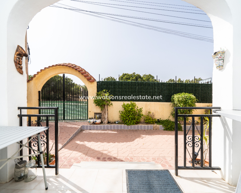 Revente - Vrijstaande Villa - Urb. La Marina