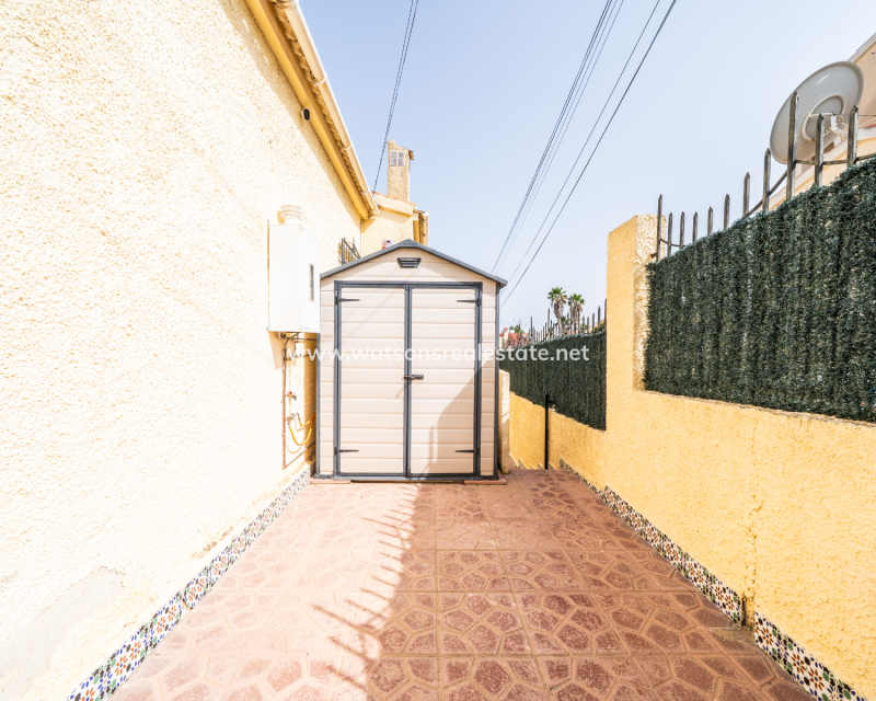 Revente - Vrijstaande Villa - Urb. La Marina