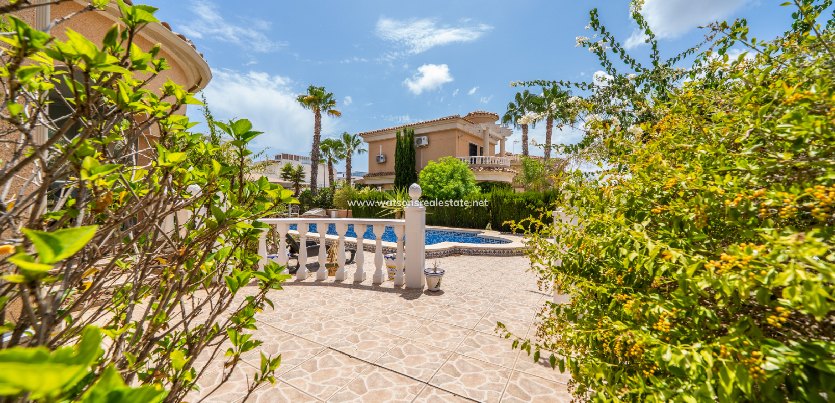 Revente - Vrijstaande Villa - Urb. La Marina