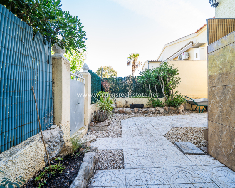 Revente - Vrijstaande Villa - Urb. La Marina