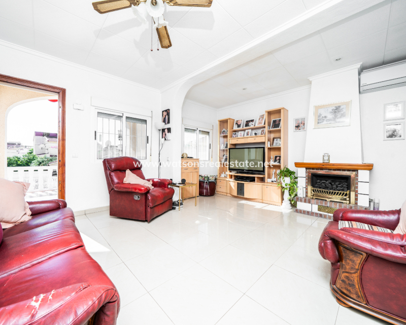 Revente - Vrijstaande Villa - Urb. La Marina