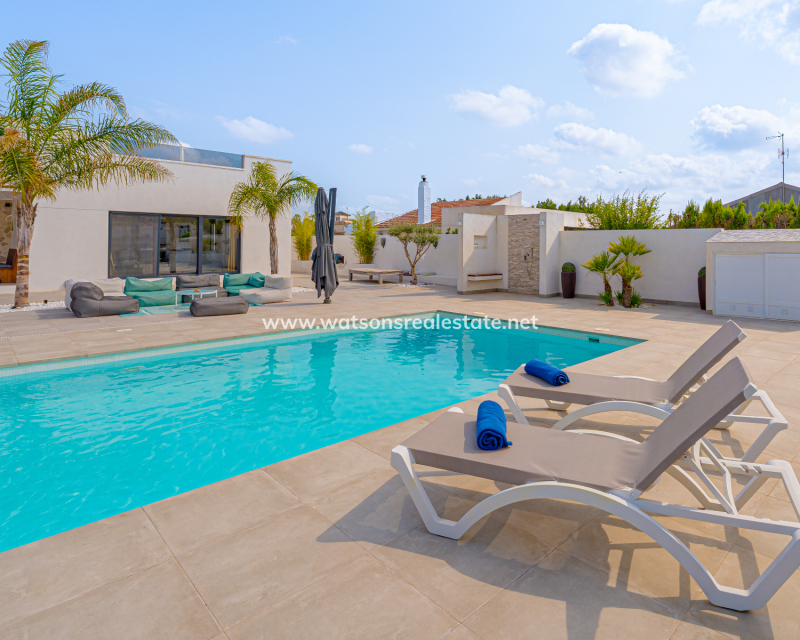Revente - Vrijstaande Villa - Urb. La Marina