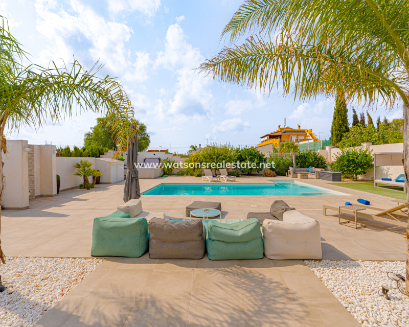 Revente - Vrijstaande Villa - Urb. La Marina