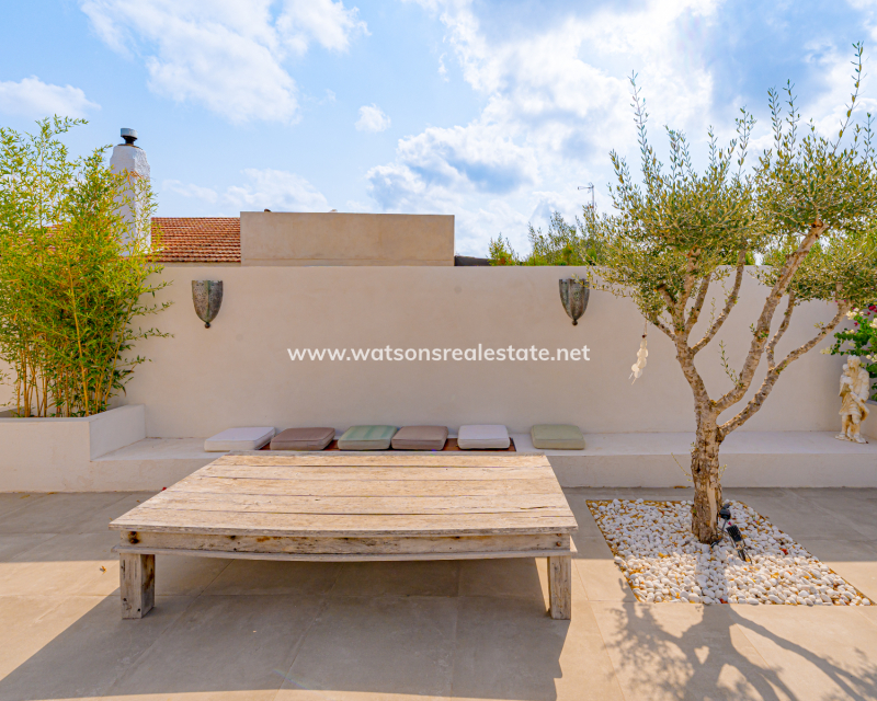 Revente - Vrijstaande Villa - Urb. La Marina