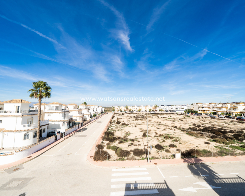 Revente - Vrijstaande Villa - Urb. La Marina