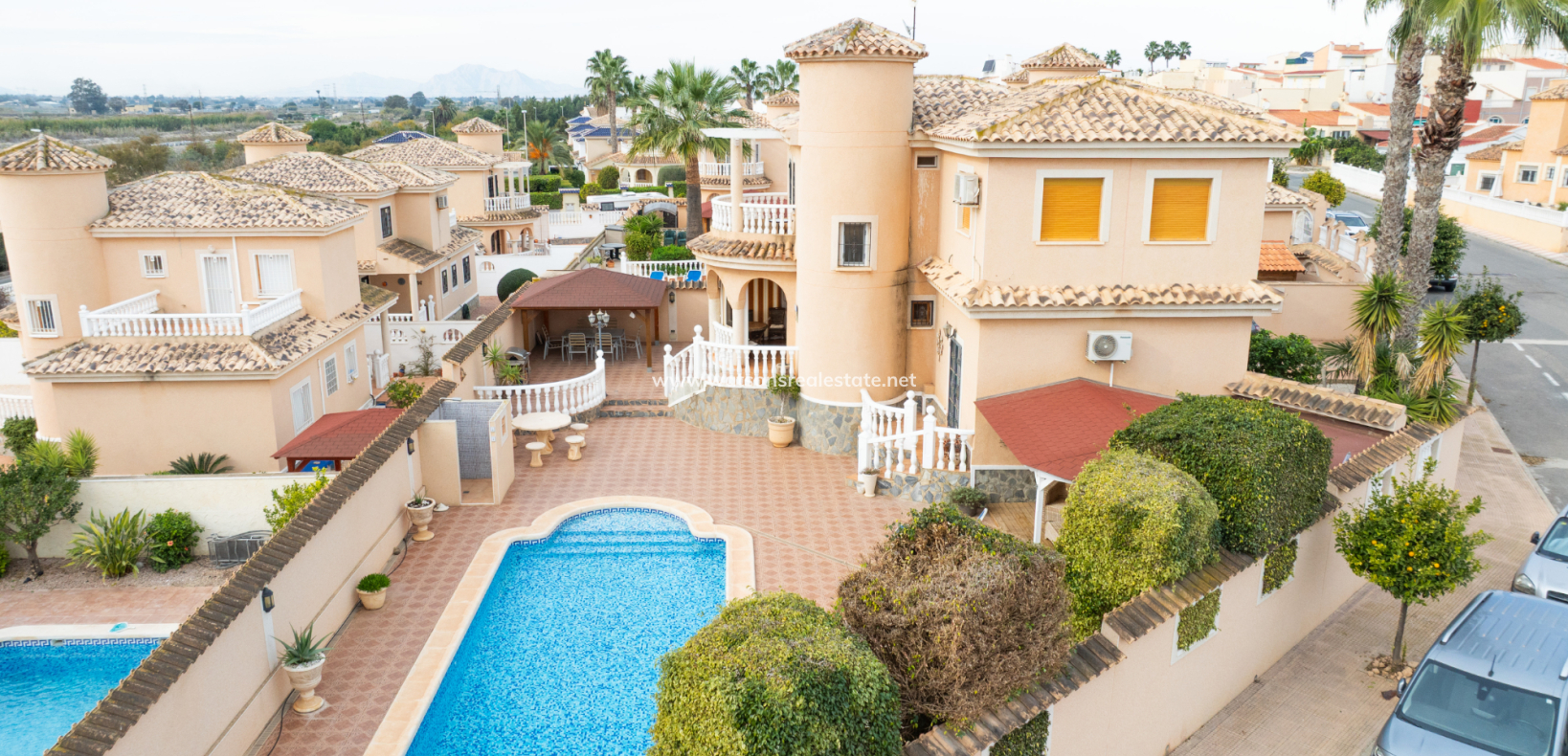 Revente - Vrijstaande Villa - Urb. La Marina