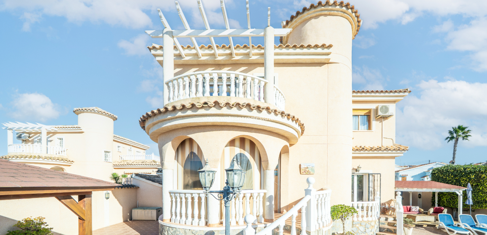 Revente - Vrijstaande Villa - Urb. La Marina