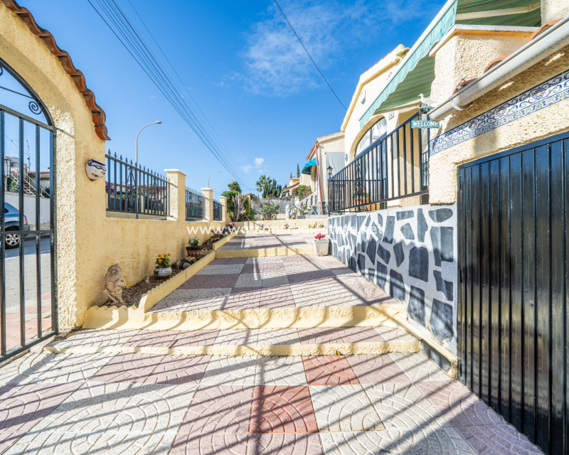 Revente - Vrijstaande Villa - Urb. La Marina