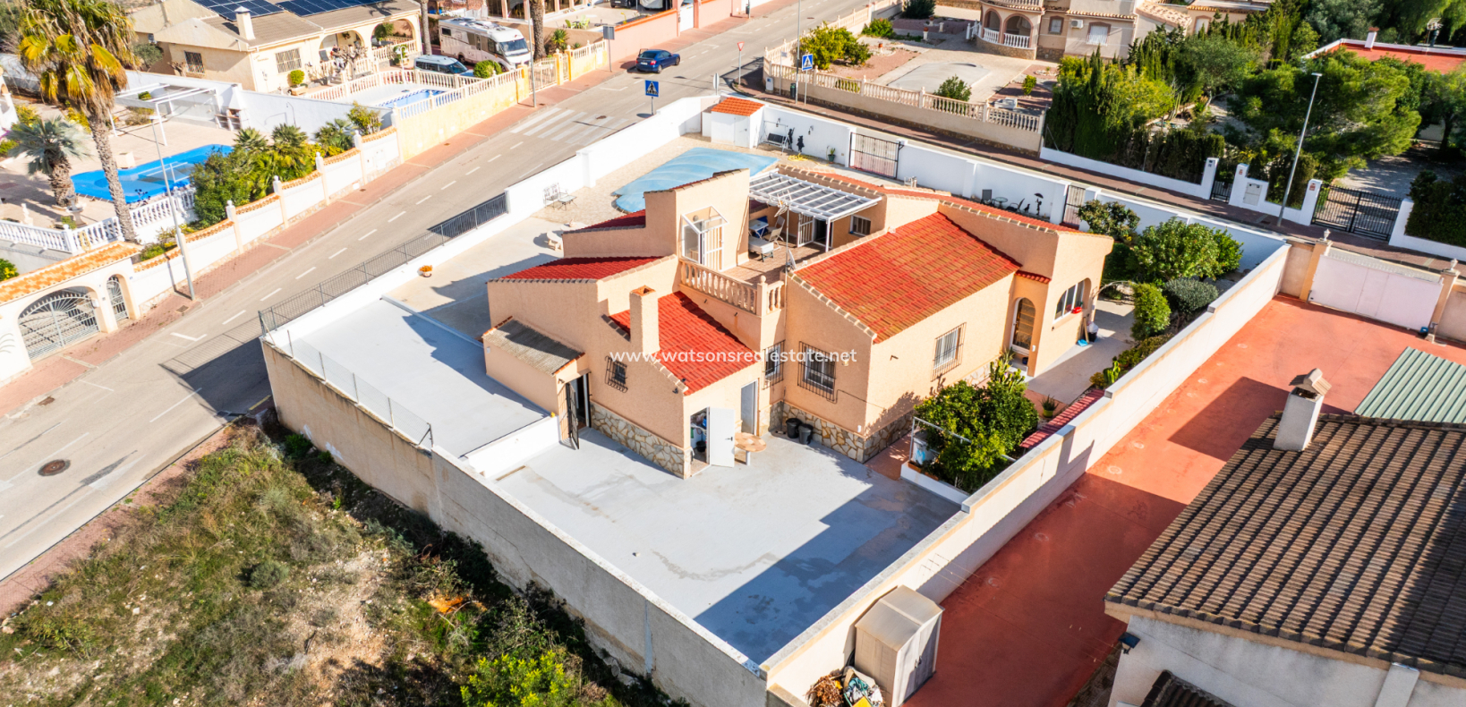 Revente - Vrijstaande Villa - Urb. La Marina