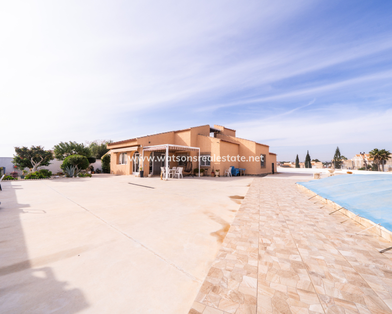 Revente - Vrijstaande Villa - Urb. La Marina