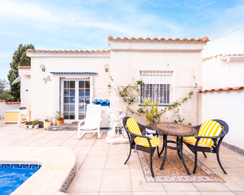 Revente - Vrijstaande Villa - Urb. La Marina