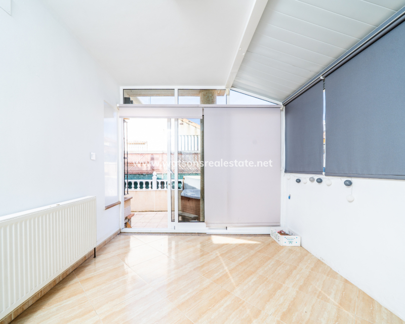 Revente - Vrijstaande Villa - Urb. La Marina