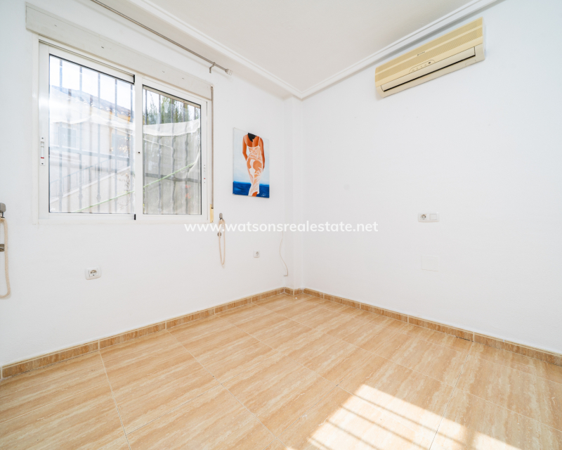 Revente - Vrijstaande Villa - Urb. La Marina