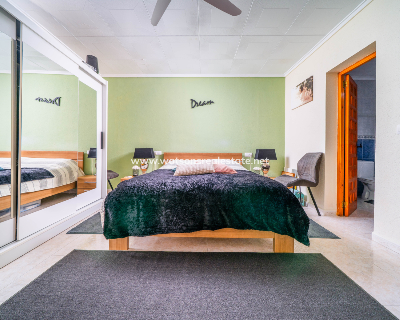 Revente - Vrijstaande Villa - Urb. La Marina