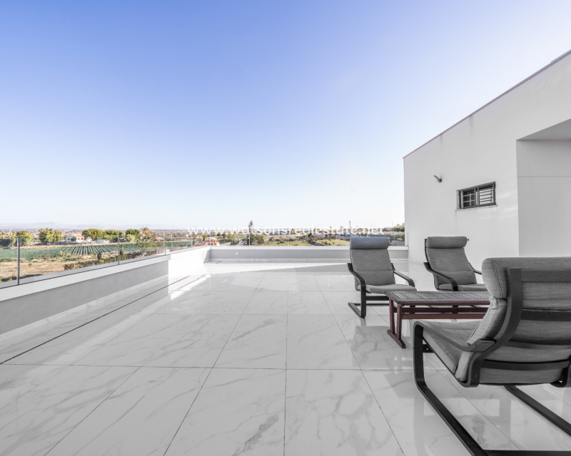 Revente - Vrijstaande Villa - Urb. La Marina