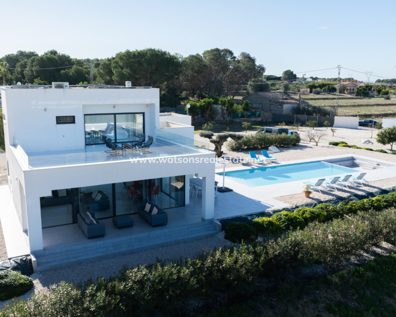 Revente - Vrijstaande Villa - Urb. La Marina