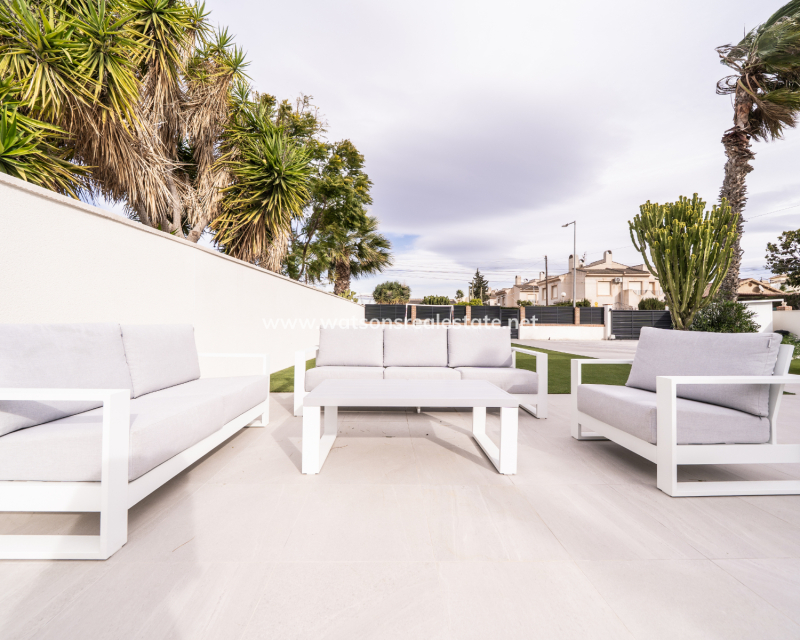 Revente - Vrijstaande Villa - Urb. La Marina