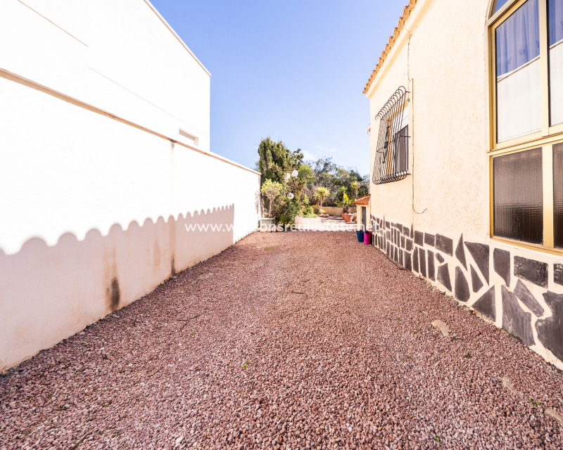 Revente - Vrijstaande Villa - Urb. La Marina