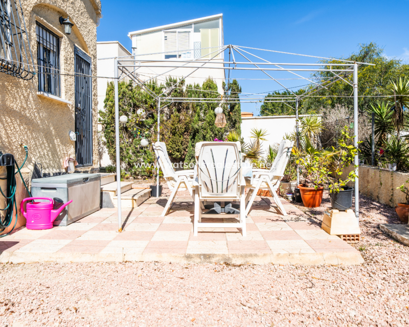 Revente - Vrijstaande Villa - Urb. La Marina