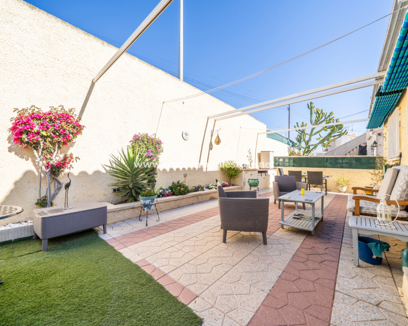 Revente - Vrijstaande Villa - Urb. La Marina