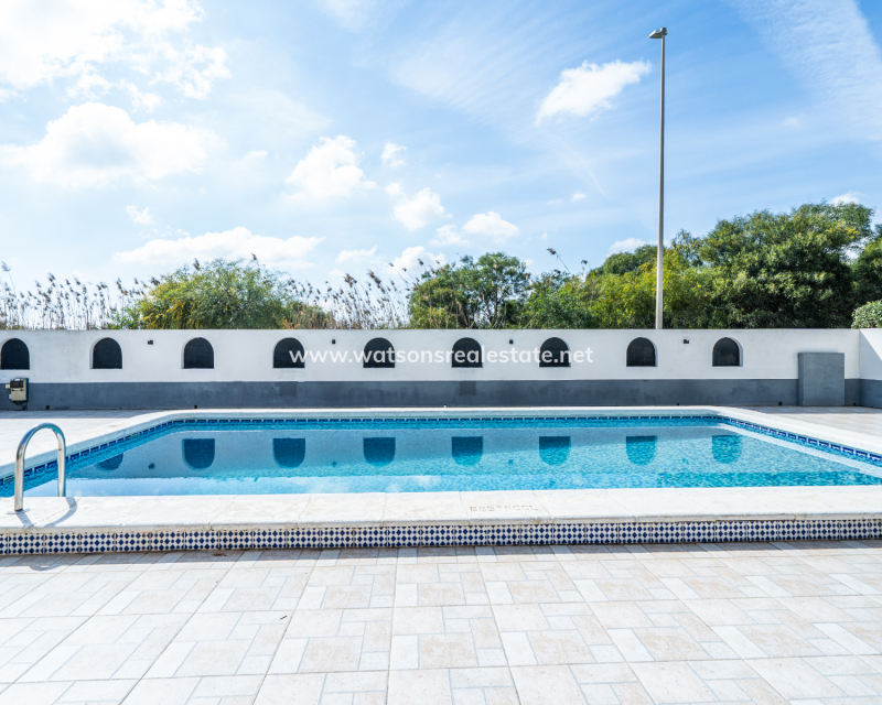 Revente - Vrijstaande Villa - Urb. La Marina