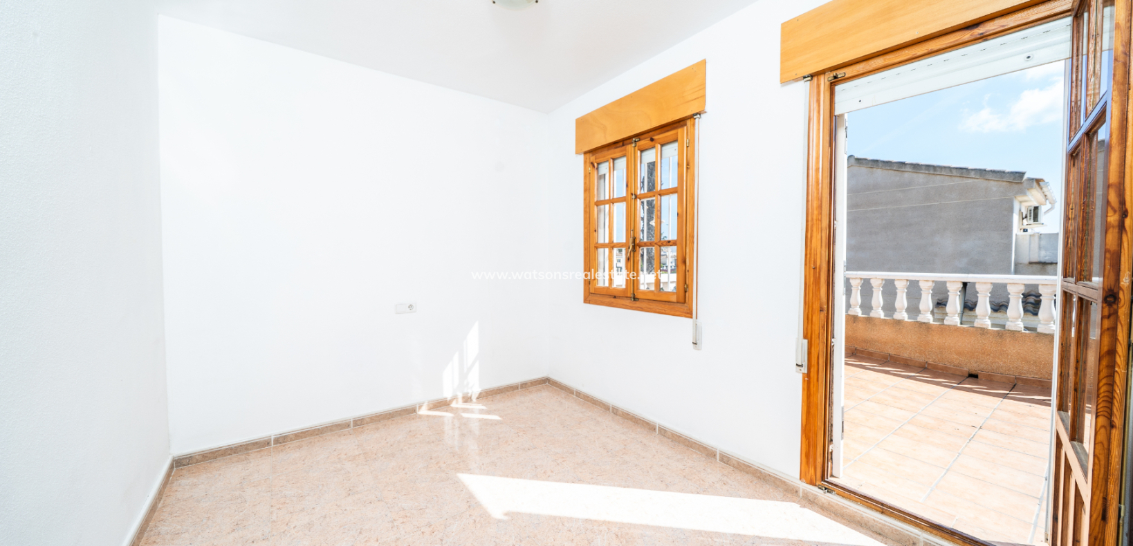 Revente - Vrijstaande Villa - Urb. La Marina