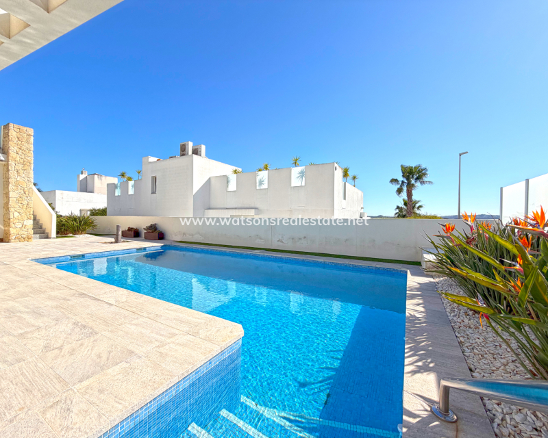 Revente - Vrijstaande Villa - Urb. La Marina