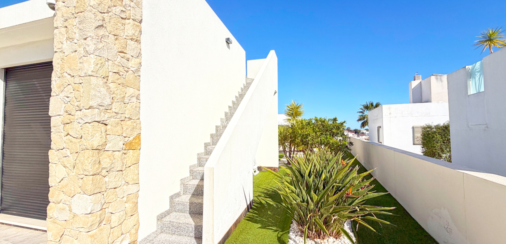 Revente - Vrijstaande Villa - Urb. La Marina