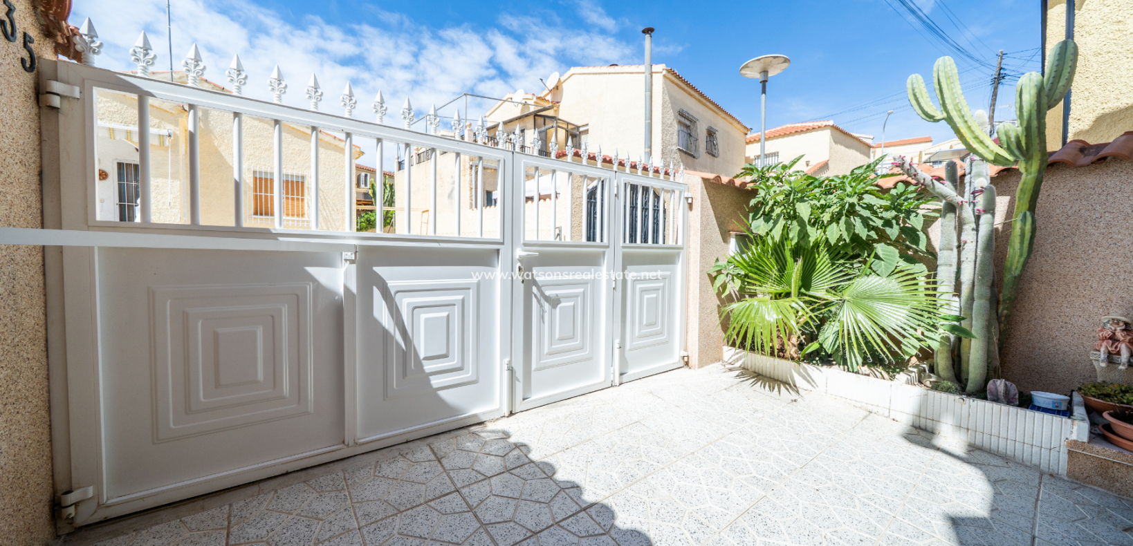 Revente - Vrijstaande Villa - Urb. La Marina