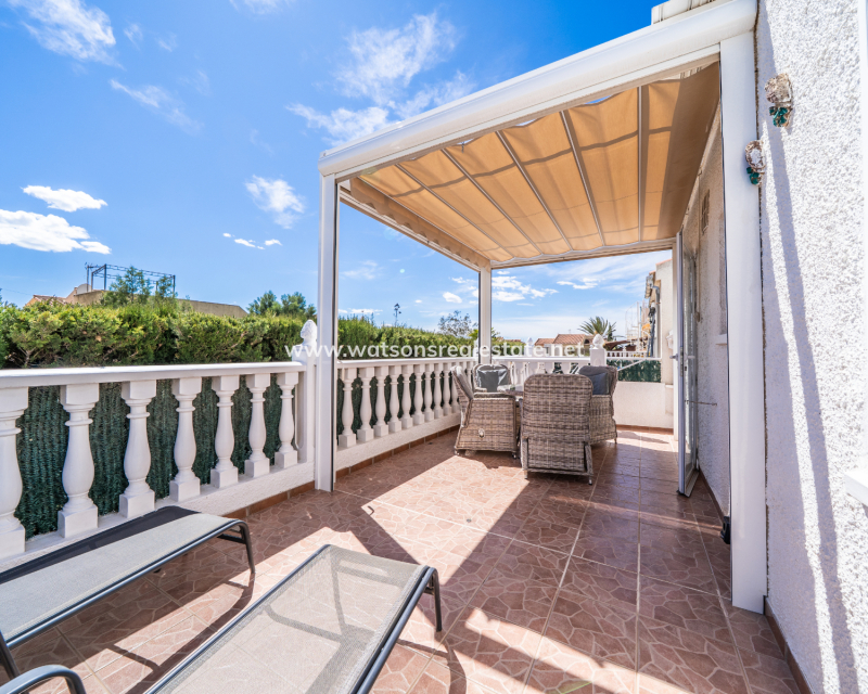 Revente - Vrijstaande Villa - Urb. La Marina