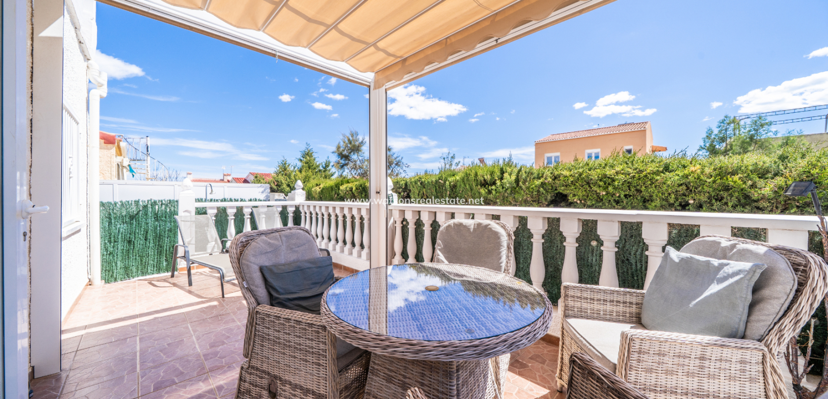 Revente - Vrijstaande Villa - Urb. La Marina