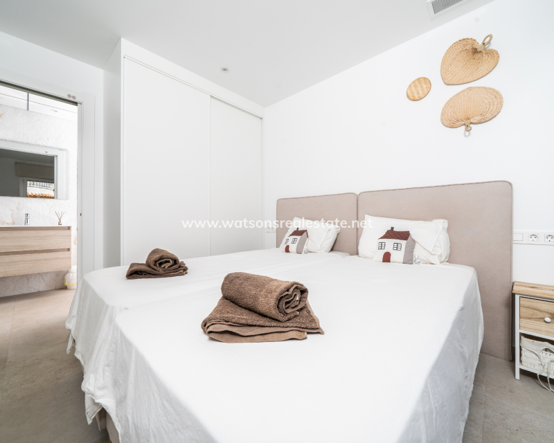 Revente - Vrijstaande Villa - Urb. La Marina