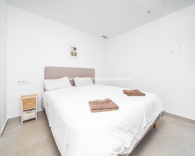 Revente - Vrijstaande Villa - Urb. La Marina