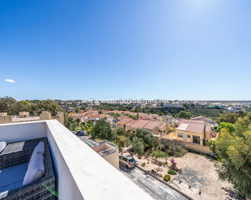 Revente - Vrijstaande Villa - Urb. La Marina