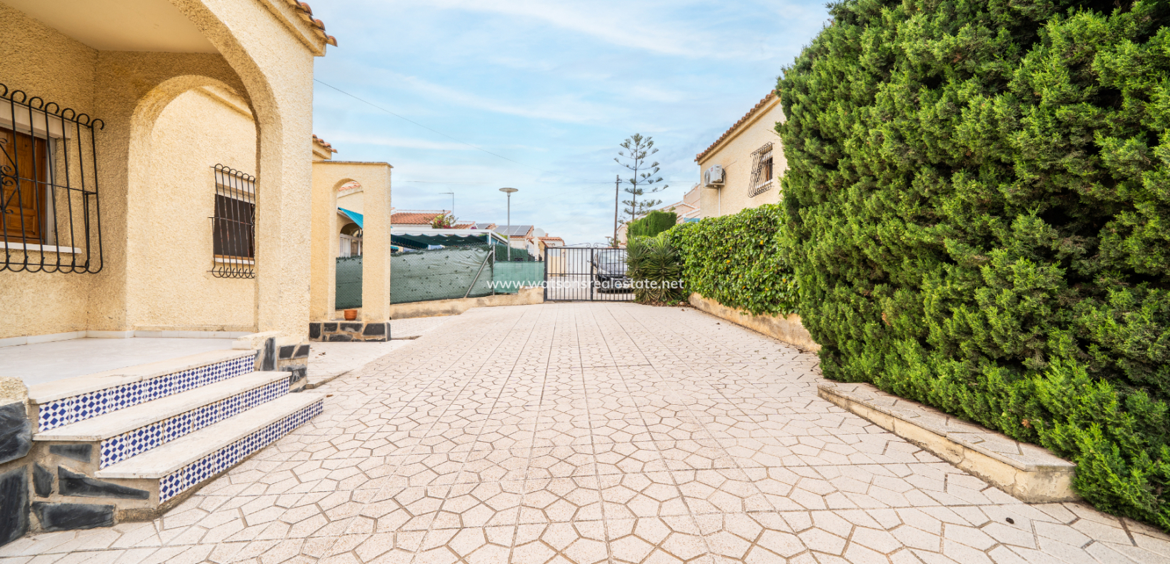 Revente - Vrijstaande Villa - Urb. La Marina