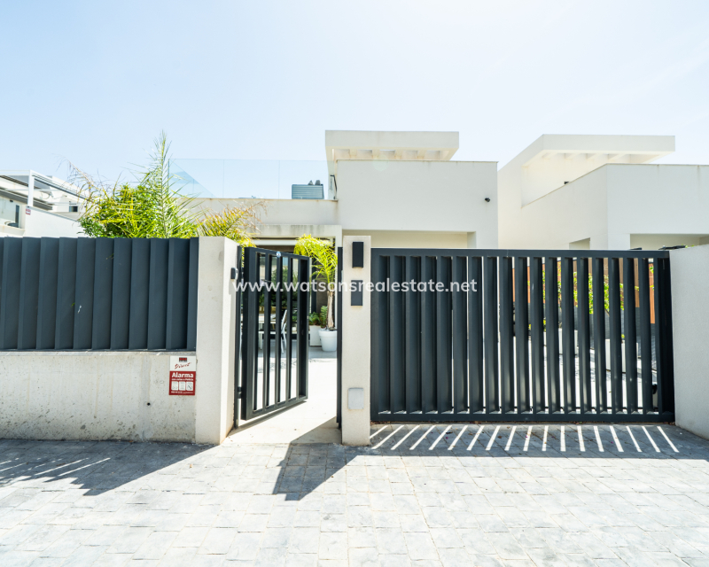 Revente - Vrijstaande Villa - Urb. La Marina