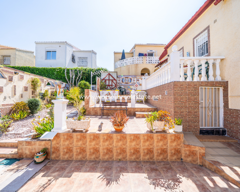 Revente - Vrijstaande Villa - Urb. La Marina