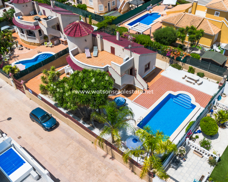 Revente - Vrijstaande Villa - Urb. La Marina