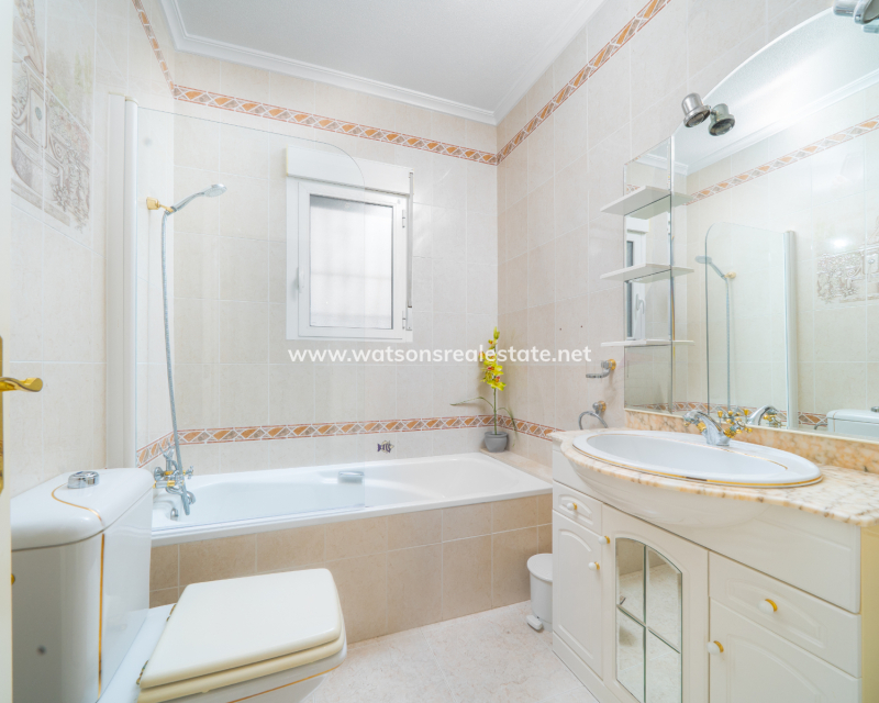 Revente - Vrijstaande Villa - Urb. La Marina