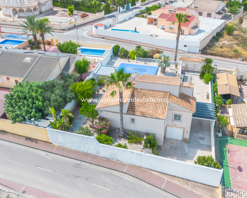 Revente - Vrijstaande Villa - Urb. La Marina